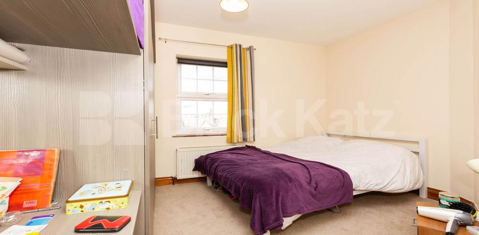 			2 Bedroom, 1 bath, 1 reception Apartment			 High Road, WOOD GREEN